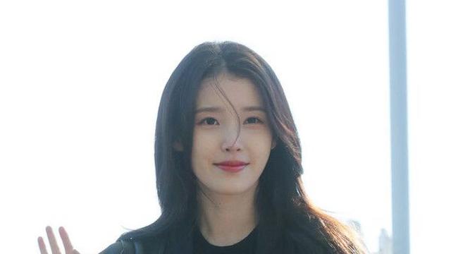 아이유·스트레이 키즈, 'AAA 2025' 6관왕