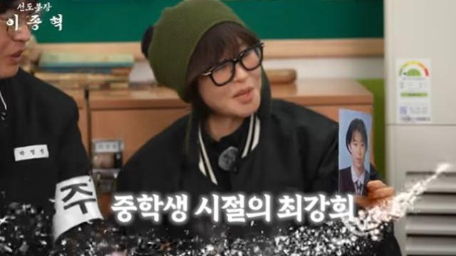 최강희 “연기 잠깐 쉬었지만 다시 하고 싶어…연극 제안에 고민 중” [RE:뷰]