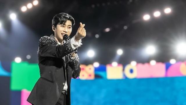 임영웅 서울 동북부 팬클럽, 중증장애인 요양시설에 300만 원 후원