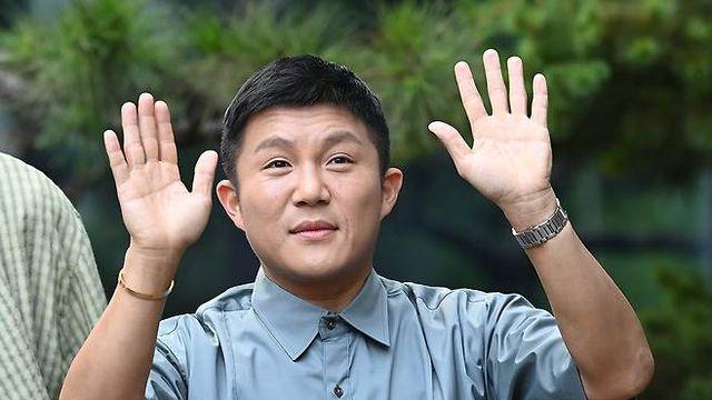 조세호, '조폭 친분설' 폭로자, '뉴스파이터'에 공개 감사 