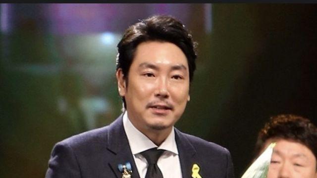 지금보니 조진웅 제일 웃긴 코디