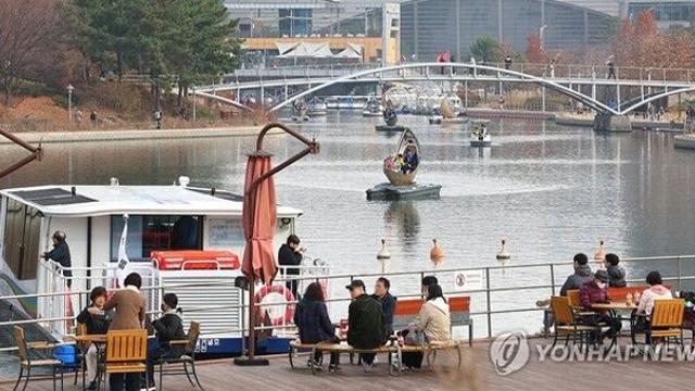 [날씨] 눈 대신 포근한 '대설', 서울 낮 최고 12도