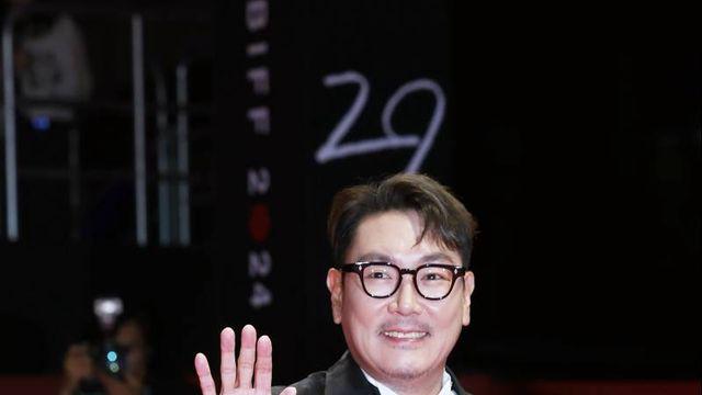 조진웅, ‘소년범 논란’에… SBS “‘갱단과의 전쟁’, 내레이션 조치” [공식]