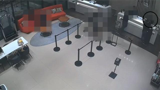 제자와 호텔 간 女교사는 류중일 감독 며느리...국민 청원