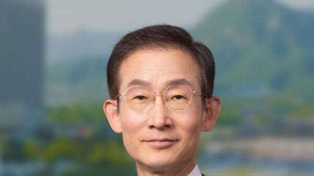 李대통령, 감사원장에 민변 회장 출신 김호철 변호사 내정