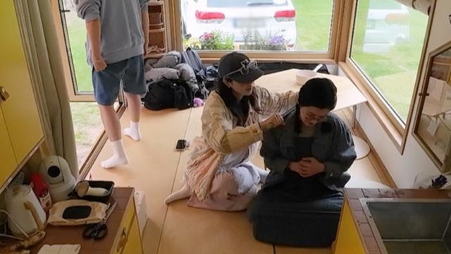 이선빈, 장나라 만나자 ‘껌딱지’ 됐다…우상 앞 하이텐션 폭발 (바달집)