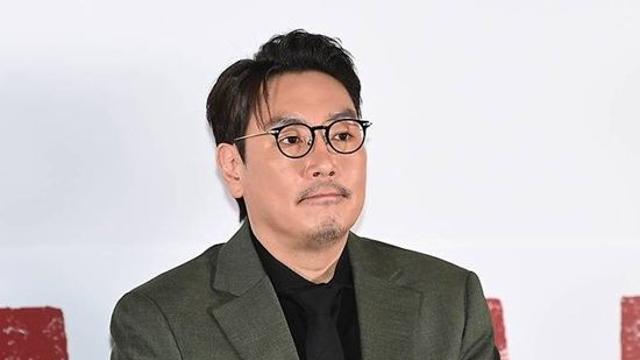 조진웅 '옹호' 논란, 여론의 엇갈린 반응