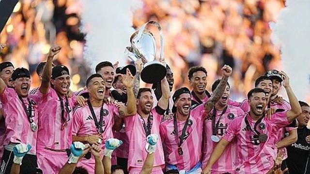 GOAT 메시 '손흥민 응원' 깔아 뭉갰다→통산 48회 우승 '신기록'…인터 마이애미 창단 첫 MLS컵 우승