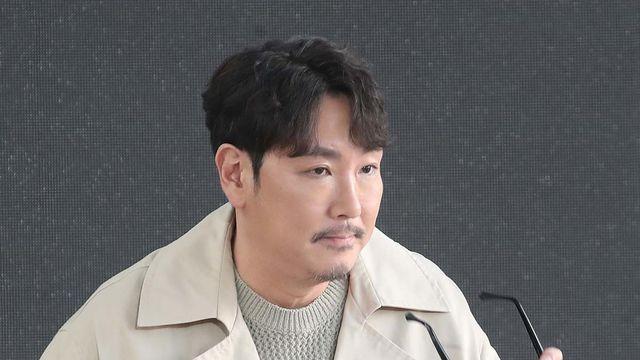 조진웅 배우 난도질, 집단적 광기 비판