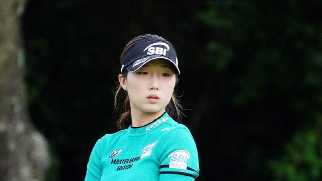 타수 더 줄인 이동은, Q시리즈 공동 2위로 도약..방신실은  97위로 뒷걸음