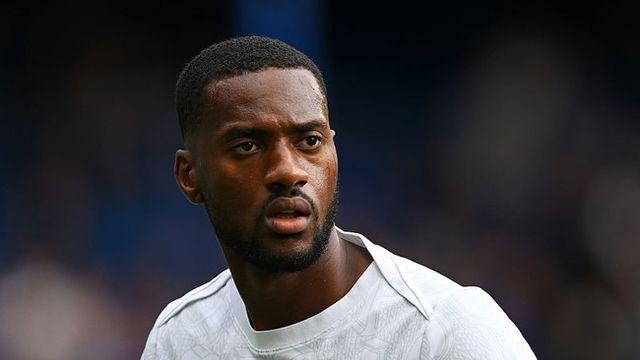 마레스카 공개 비판→명단 제외… ‘리즈전 대형 실수’ 토신, 첼시 떠나나