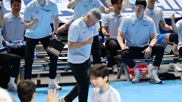 '위기 극복하고 10연승' 대한항공 강하네…