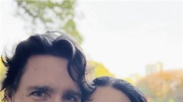 케이티 페리, 트뤼도 前 총리와 열애 공식화…SNS에 인증샷