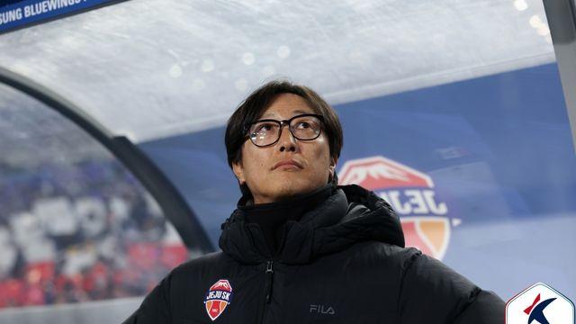 '1-0 리드' 김정수 감독 대행 