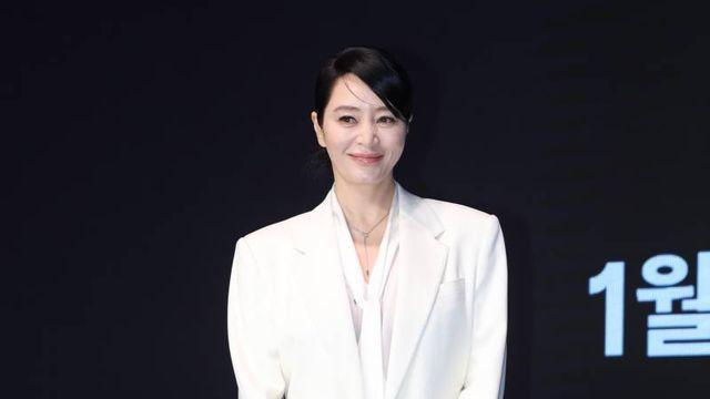 김혜수 SNS 근황, 조진웅 은퇴-시그널2 소식 속