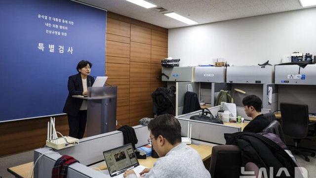 與 '추경호 불구속 기소'에 