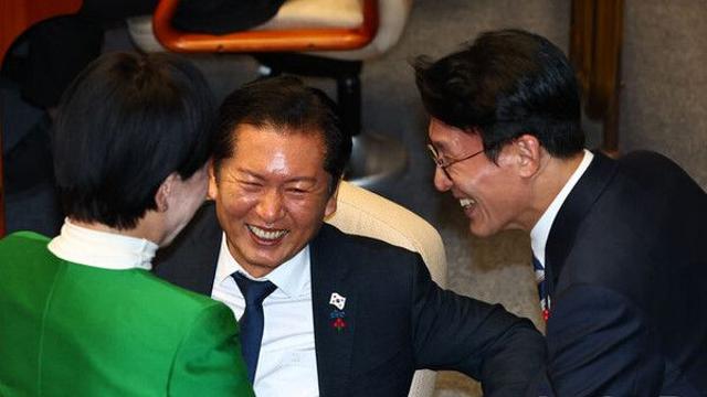 김민석·정청래, 與 청년위 행사 나란히 참석…강연 나서