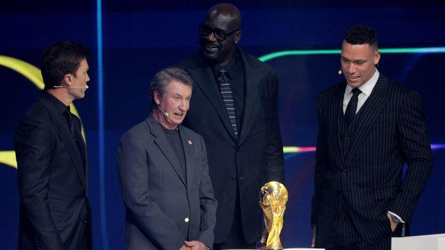 브래디·샤크·그레츠키와 월드컵 조 추첨 행사 참석...MLB 레전드로 인정받은 저지