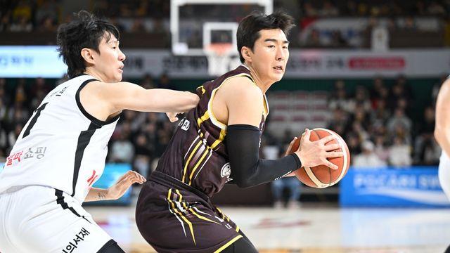 프로농구 LG, 17점 차 뒤집고 kt 제압…2연승 선두 질주