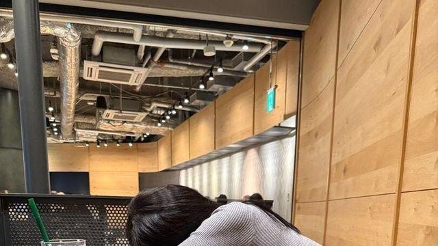 의외로 카페에서 쳐다보게 된다는 사람