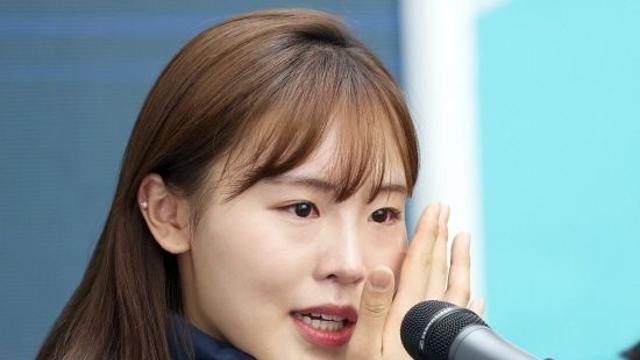 '스마일 스케이터' 김아랑, 은퇴 기로 섰나…