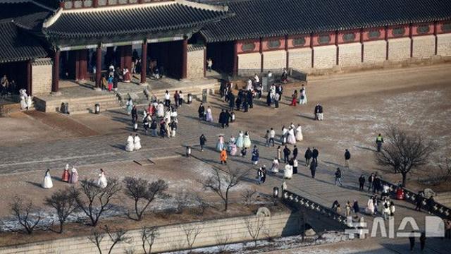 전국 대체로 맑음…아침 최저 -5도 '강추위'[내일날씨]