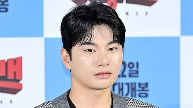 이이경, 불똥 튄 유재석에 저격까지?…결국 해명 