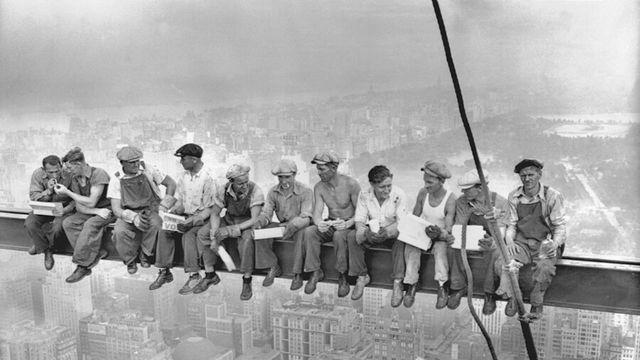1930년대 미국 고층빌딩 건설 노동자 사진의 비밀 