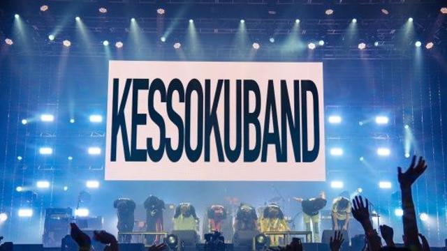 결속밴드, 첫 내한서 떼창 나왔다…