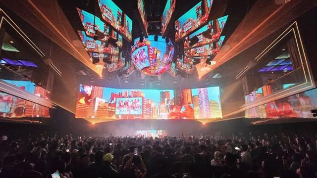 크로마 입성한 스티브 아오키, 시작부터 끝까지 미쳤다