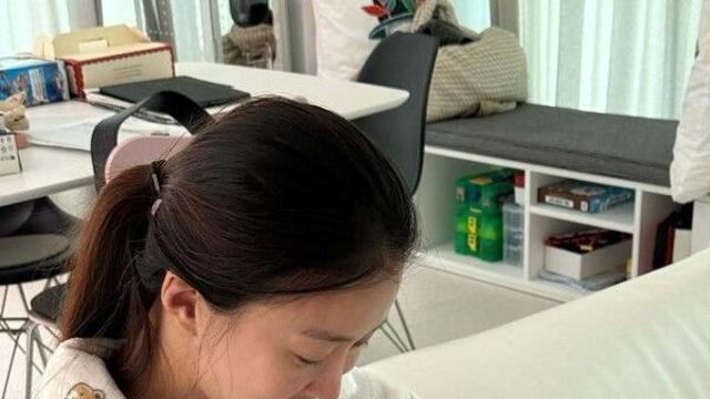 이시영, 1.9㎏ 미숙아로 태어난 둘째 딸 근황 공개... 