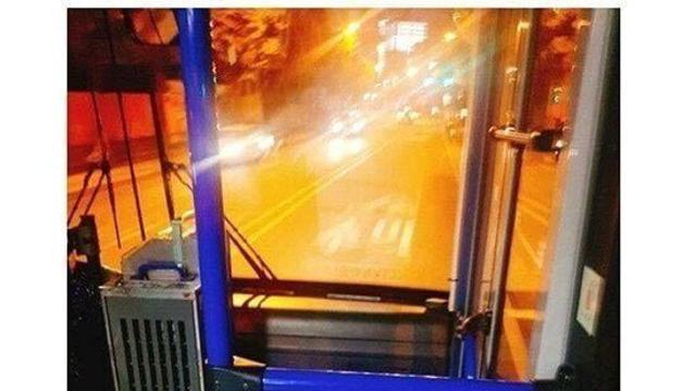 은근히 매니아층이 있다는 버스 자리.jpg