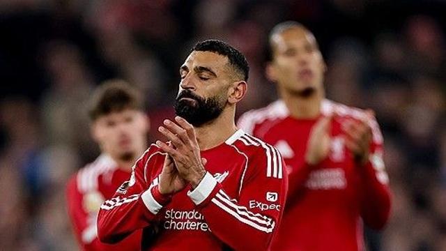 '구단 공개 저격' 살라, 사우디로 쫓겨난다? 리버풀 이사회 슬롯 지지→인터 밀란전 명단 제외 가능성 등장