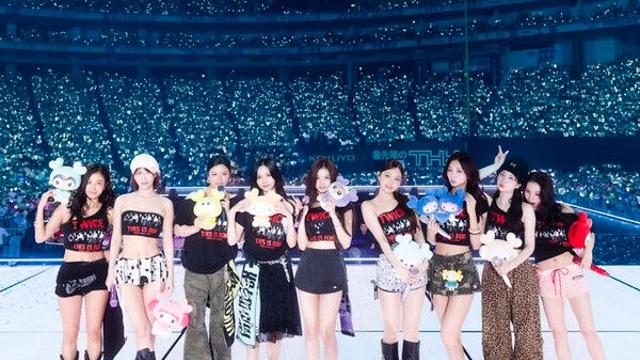 트와이스, 내년 4월 日 도쿄 국립경기장 입성 