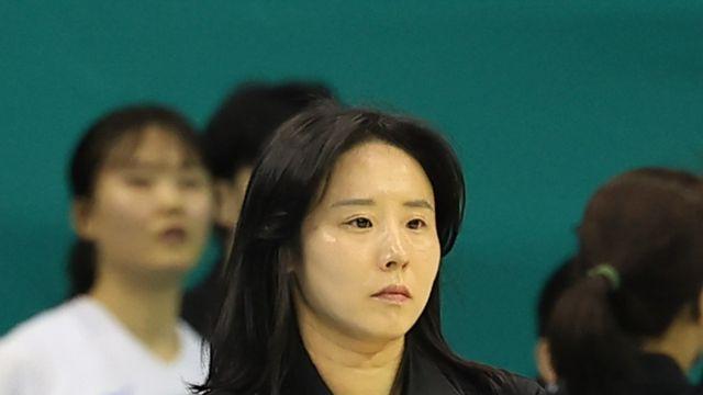 최윤아 감독 “3점 성공률 18%, 어느 팀에도 이기기 어렵다” [IS 패장]