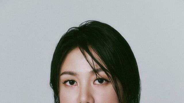 Park Na-rae at the Center of Controversy Announces Suspension of Activities