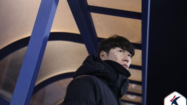 [승강 PO 기자회견] 눈시울 붉어진 김은중 감독 