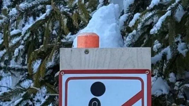 스위스의 어떤 경고 표지판