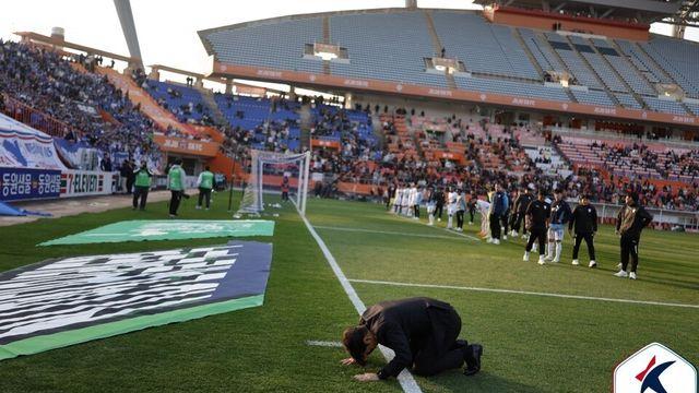 충격! '2년 연속 승격 실패' 수원, 1부 꿈 박살낸 '수비 재앙'