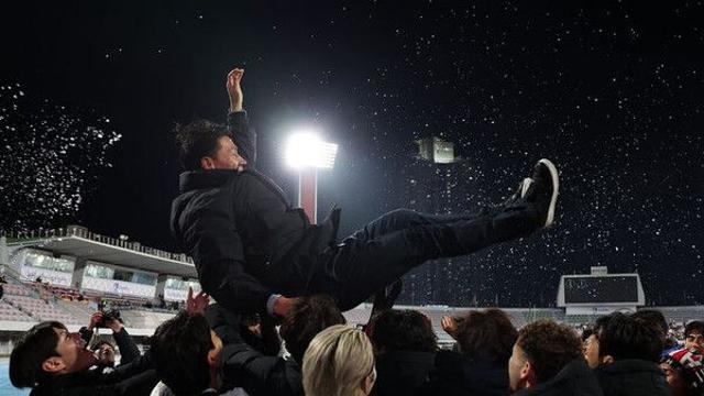 부천 창단 첫 1부 승격 지휘한 이영민 감독 