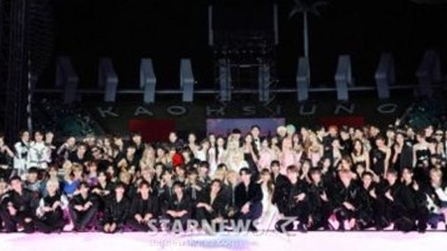 '10주년 AAA 2025'·'ACON 2025' 화려한 피날레..8만 관객 열광 속 성료!