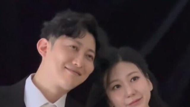 '나는 솔로' 28기 정숙·상철, 웨딩 화보 공개... 몸살에도 벅찬 감동 