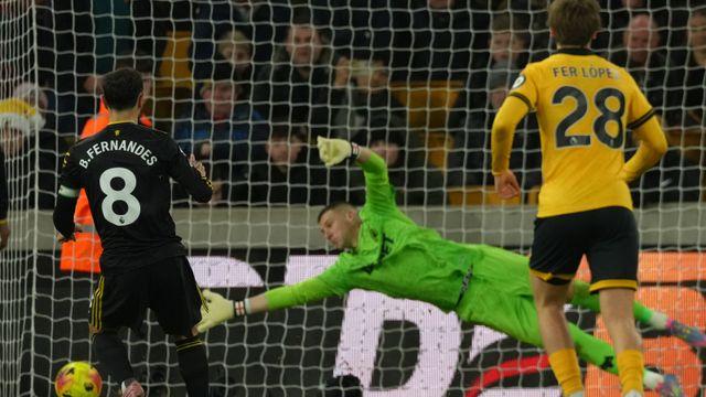 ‘황희찬 벤치’ 울버햄프턴, 맨유에 1-4로 완패…리그 15G 무승