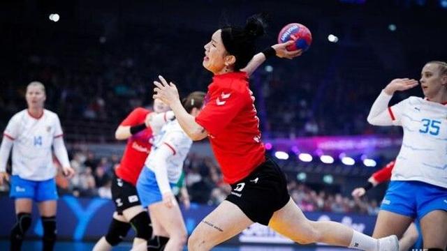 여자 핸드볼, 세계선수권 결선리그에서 체코에 패배