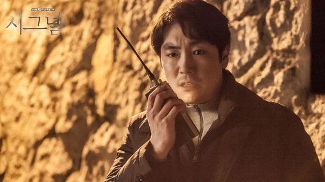 조진웅, 폭행·음주운전 추가 의혹…은퇴 후에도 파장