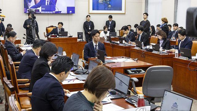 국회 교육위, '4세·7세 고시 금지법' 여야 합의 처리(종합)