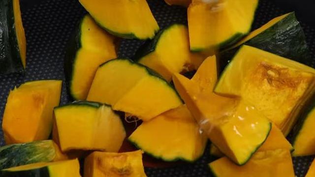 단호박 찜 대신 냄비 활용 겨울 반찬법