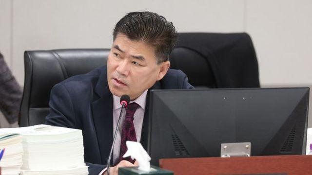 경기도의회 윤태길 의원, “혈세 낭비 ‘경기GTV’ 전액 삭감 칼 빼들었다... 공식 채널로 통합해야”