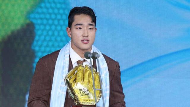 안현민·송성문·신민재·김주원·김성윤…생애 첫 황금장갑 기쁨 누릴까
