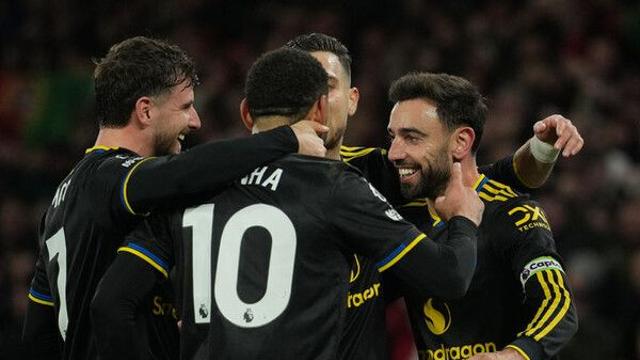 '황희찬 결장' EPL 최하위 울버햄튼 8연패…맨유에 1-4 완패